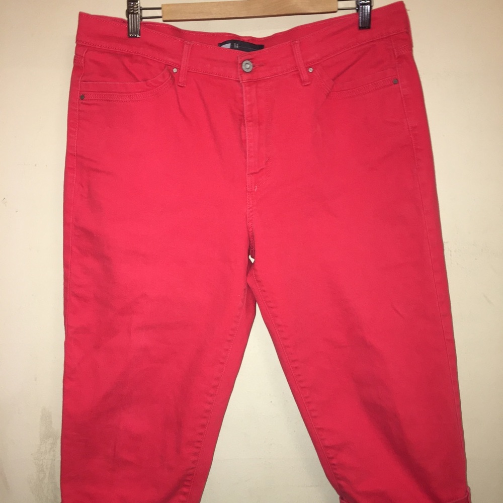 Levi jeans